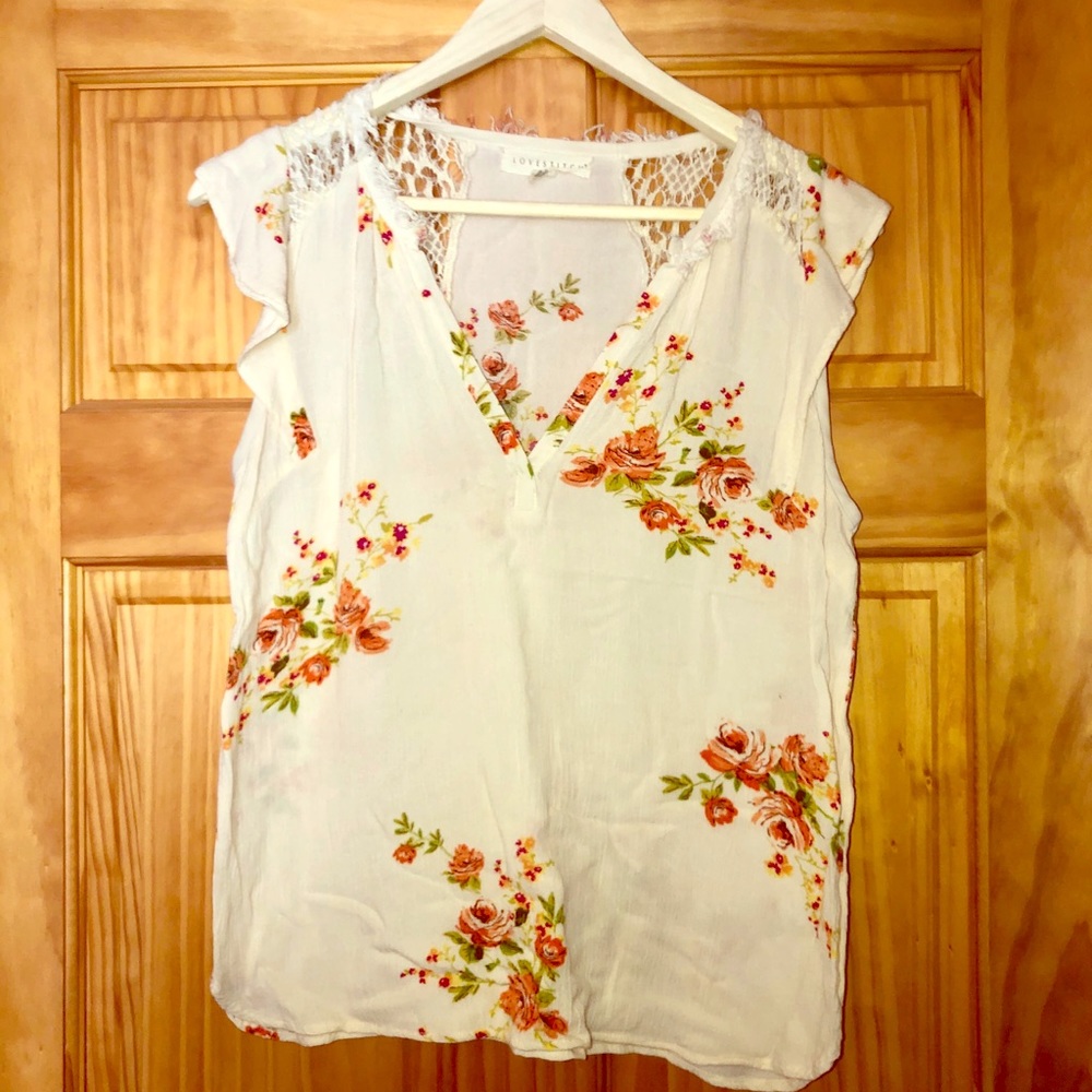 Love Stitch Floral Flutter Sleeve Top